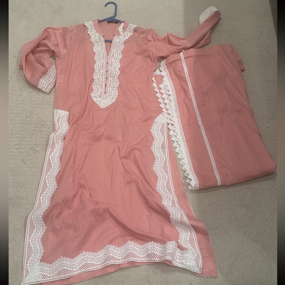 Pakistani Indian suit